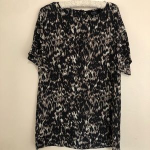 🔴DASH By KARDASHIAN  Black And Cream Scoop Neck Dress. Size XS.